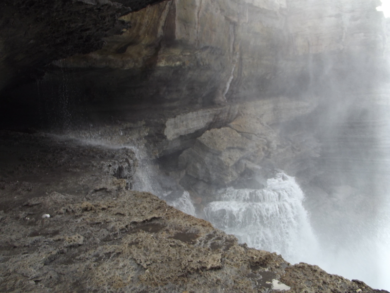 Exit of tunnel after wave